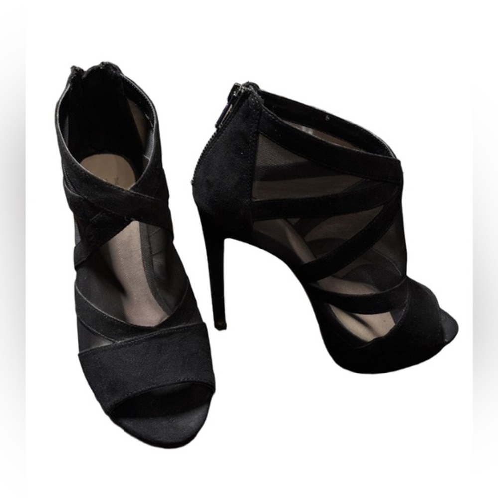 ⭐️ Mix No. 6 Black Mesh Heels- size 8